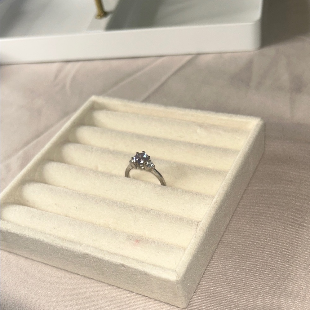 Elegant Silver Solitaire Ring